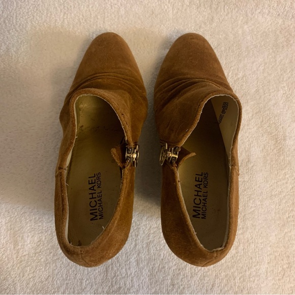 Women’s 5 1/2 M MICHAEL KORS Brown Suede Leather High Wedge Heel Bootie Shoes - Picture 8 of 14